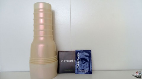 Test Du Fleshlight Anal Tori Black Masturbateur Troit Desirs